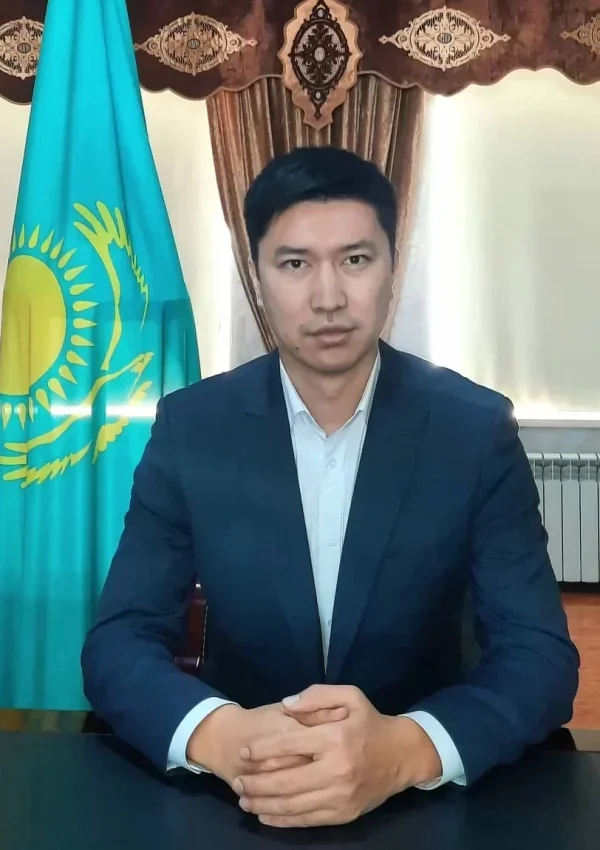 Есенов Максат